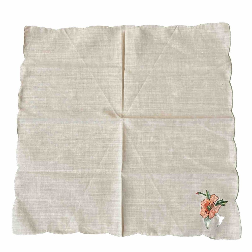 Set of 4 Vintage Beige Floral Embroidered Corner Napkins,Doily .Read.